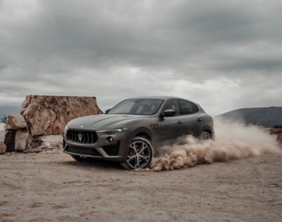 Maserati levante 2024 ride on car